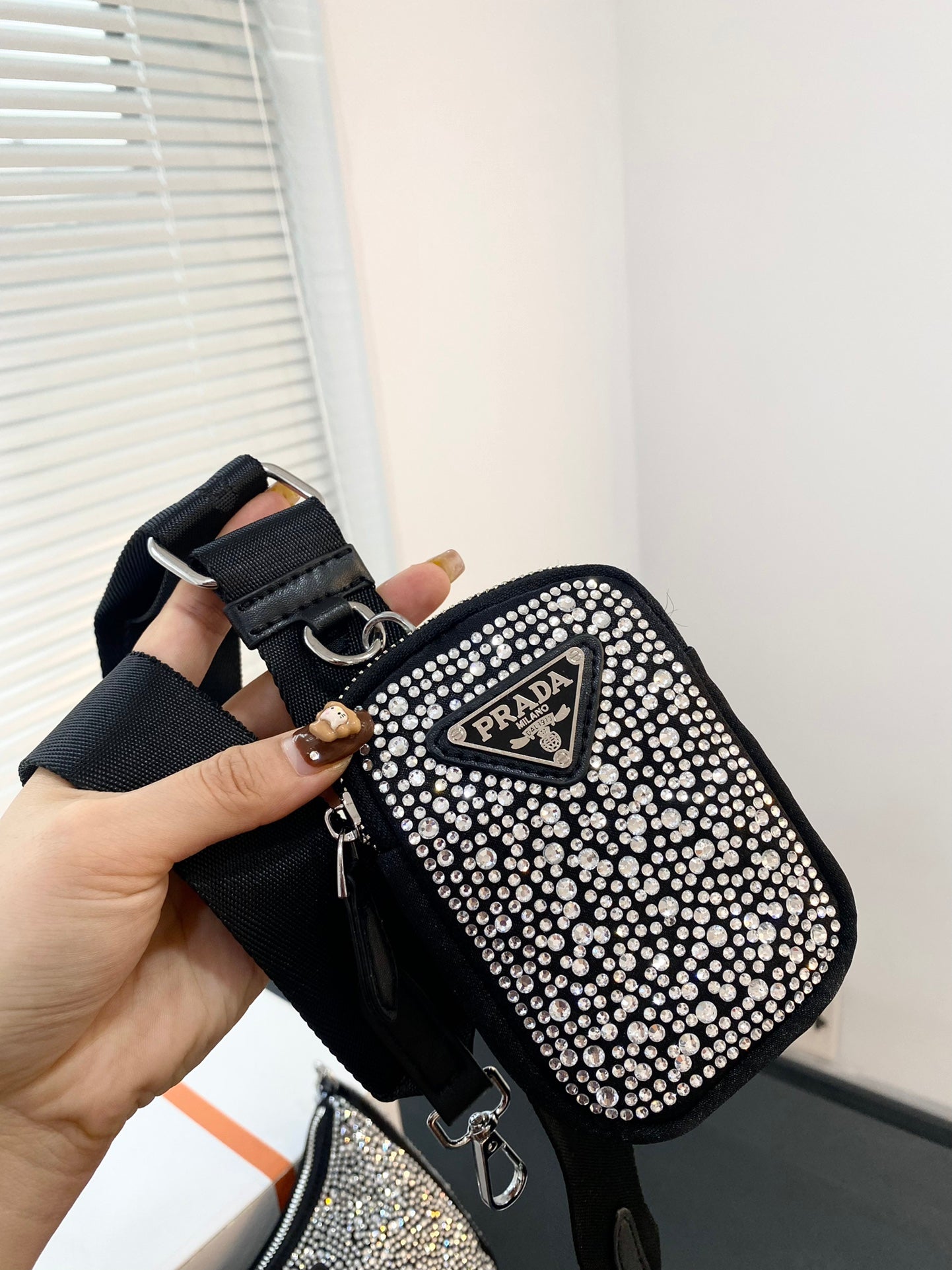 PRADA-670