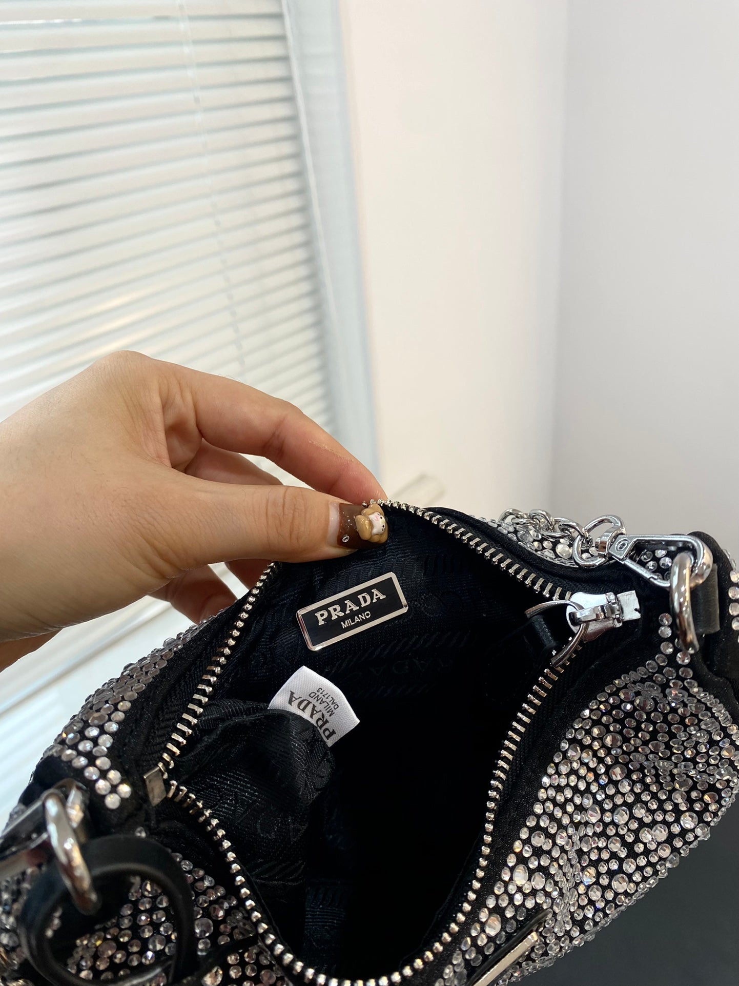 PRADA-670
