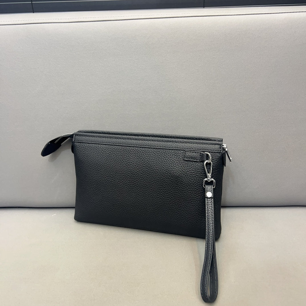 PRADA-536
