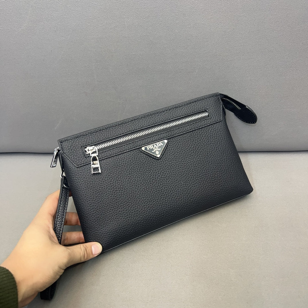 PRADA-536