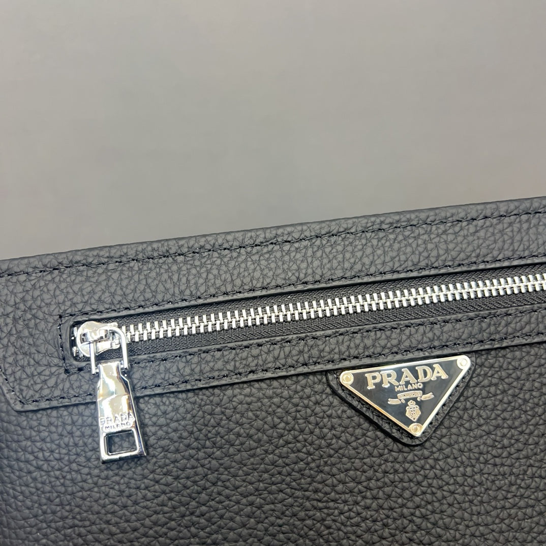 PRADA-536