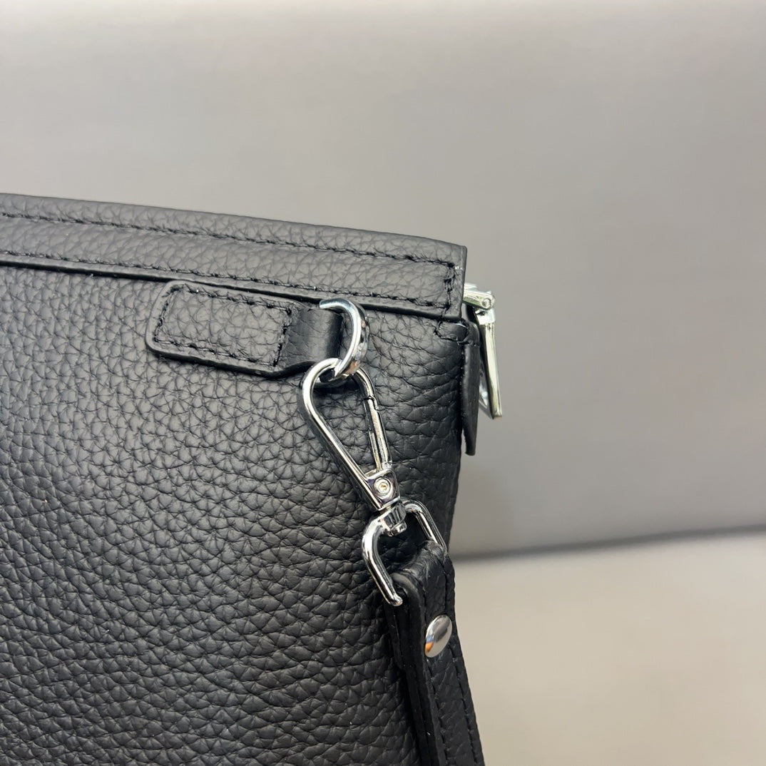 PRADA-536