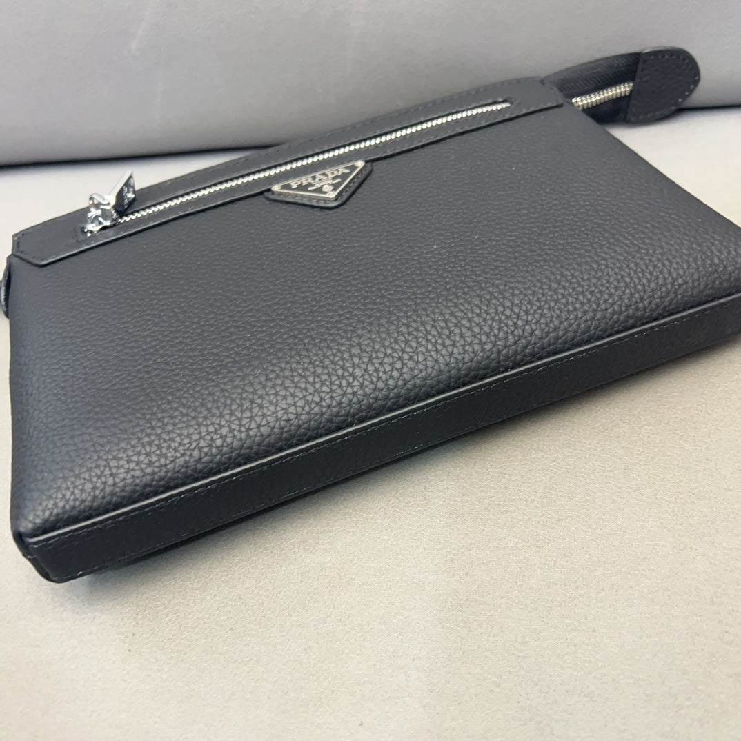 PRADA-536