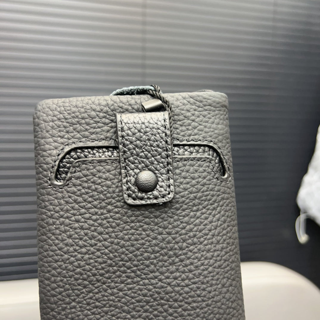 PRADA-504