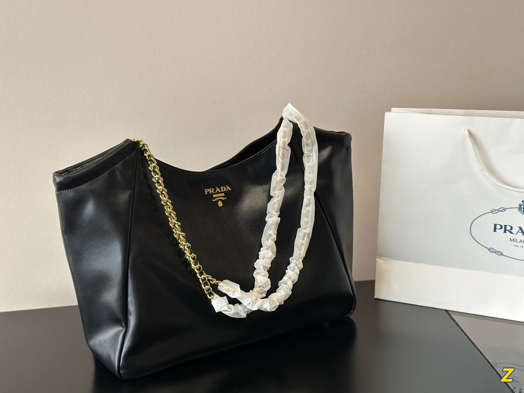 PRADA-722