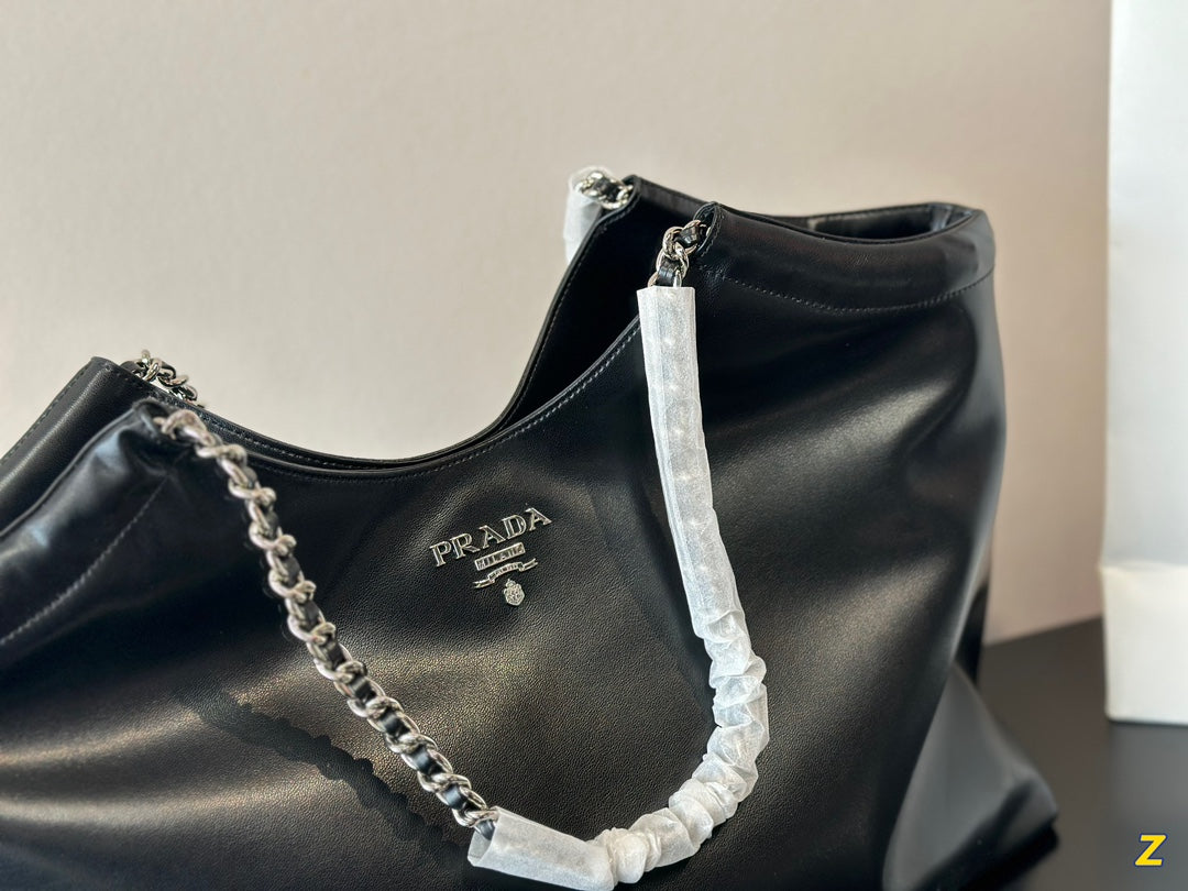 PRADA-722