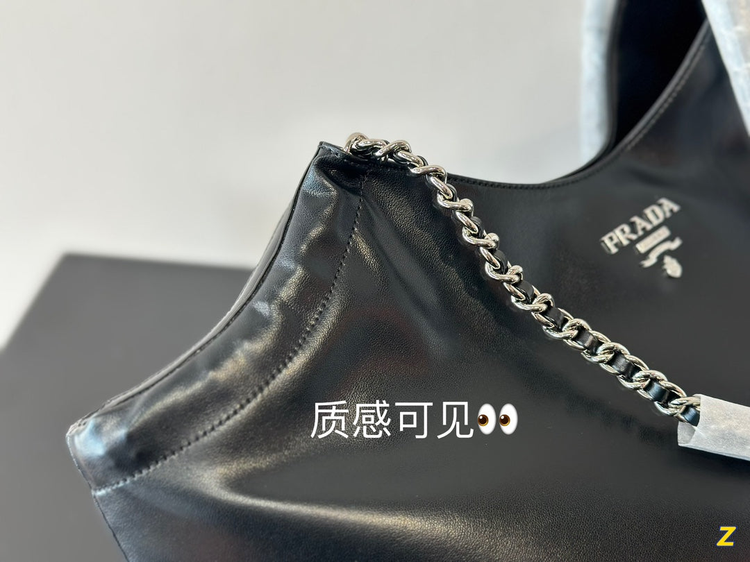 PRADA-722