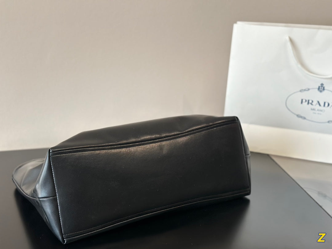 PRADA-722