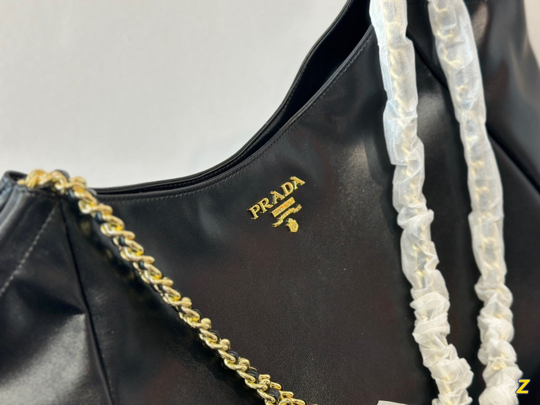 PRADA-722