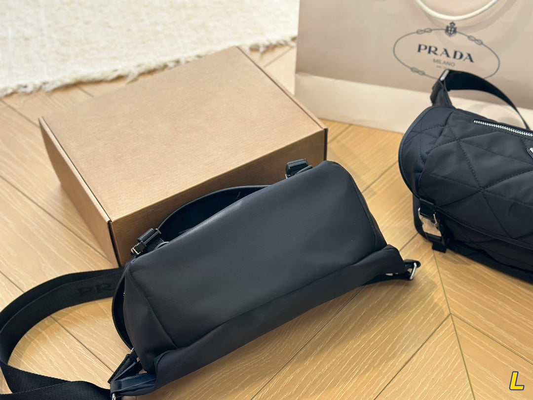PRADA-699