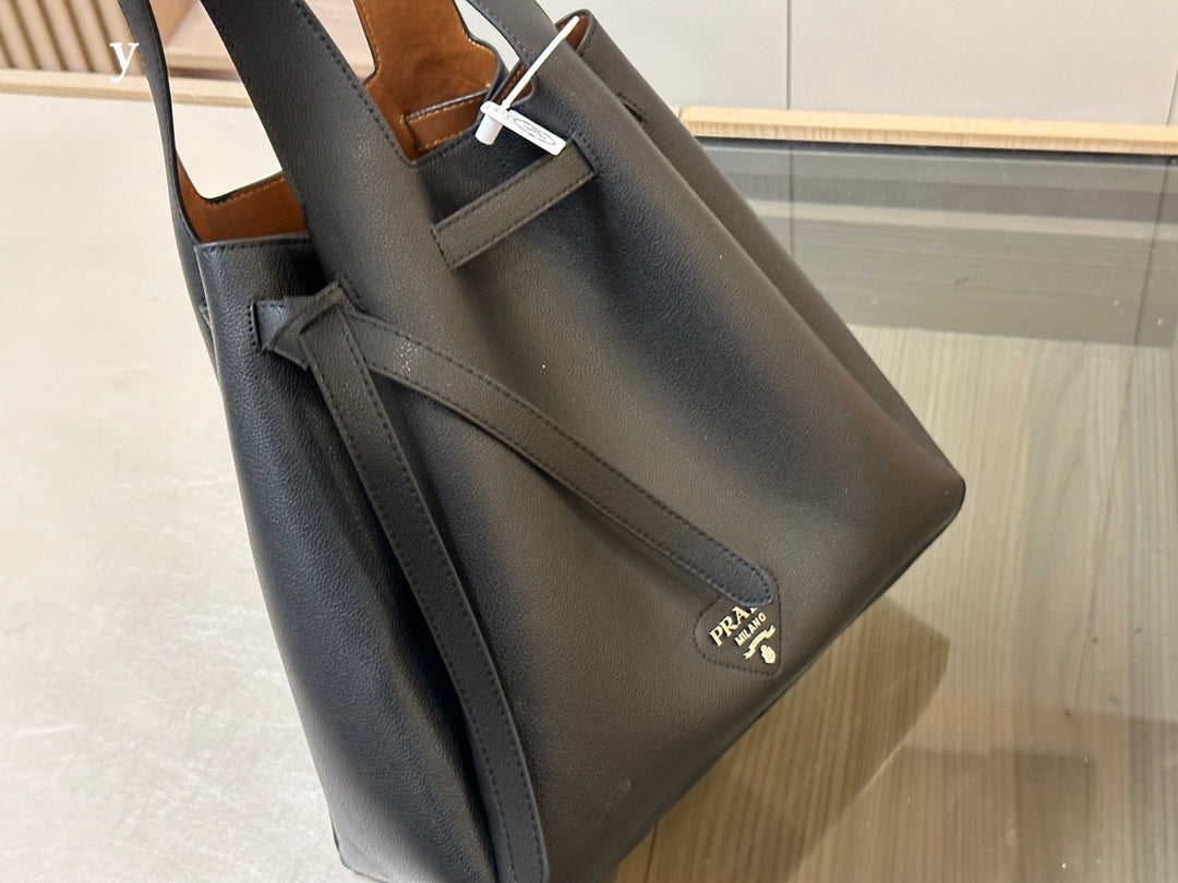 PRADA-757