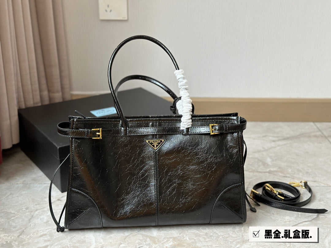 PRADA-739