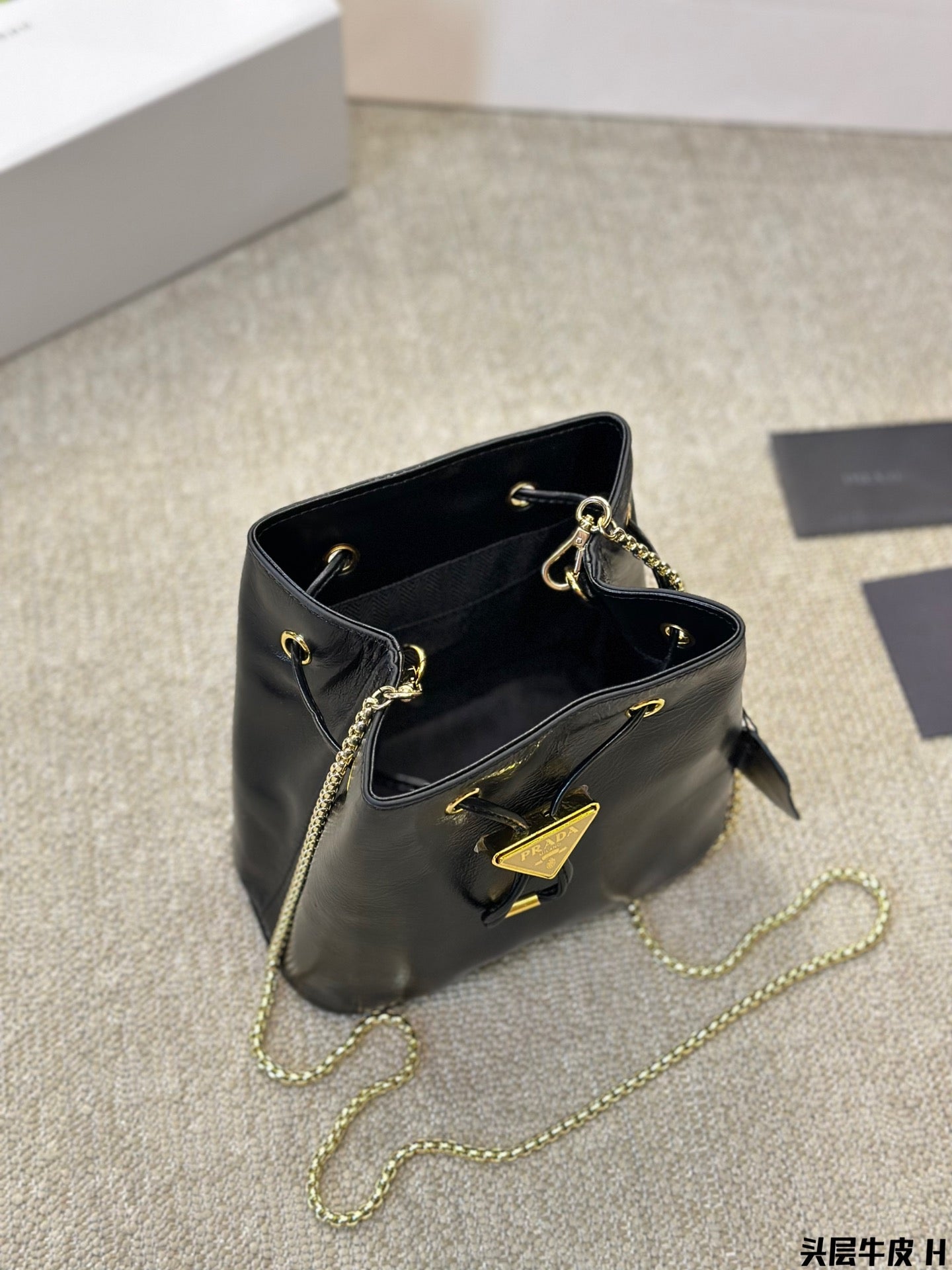 PRADA-765