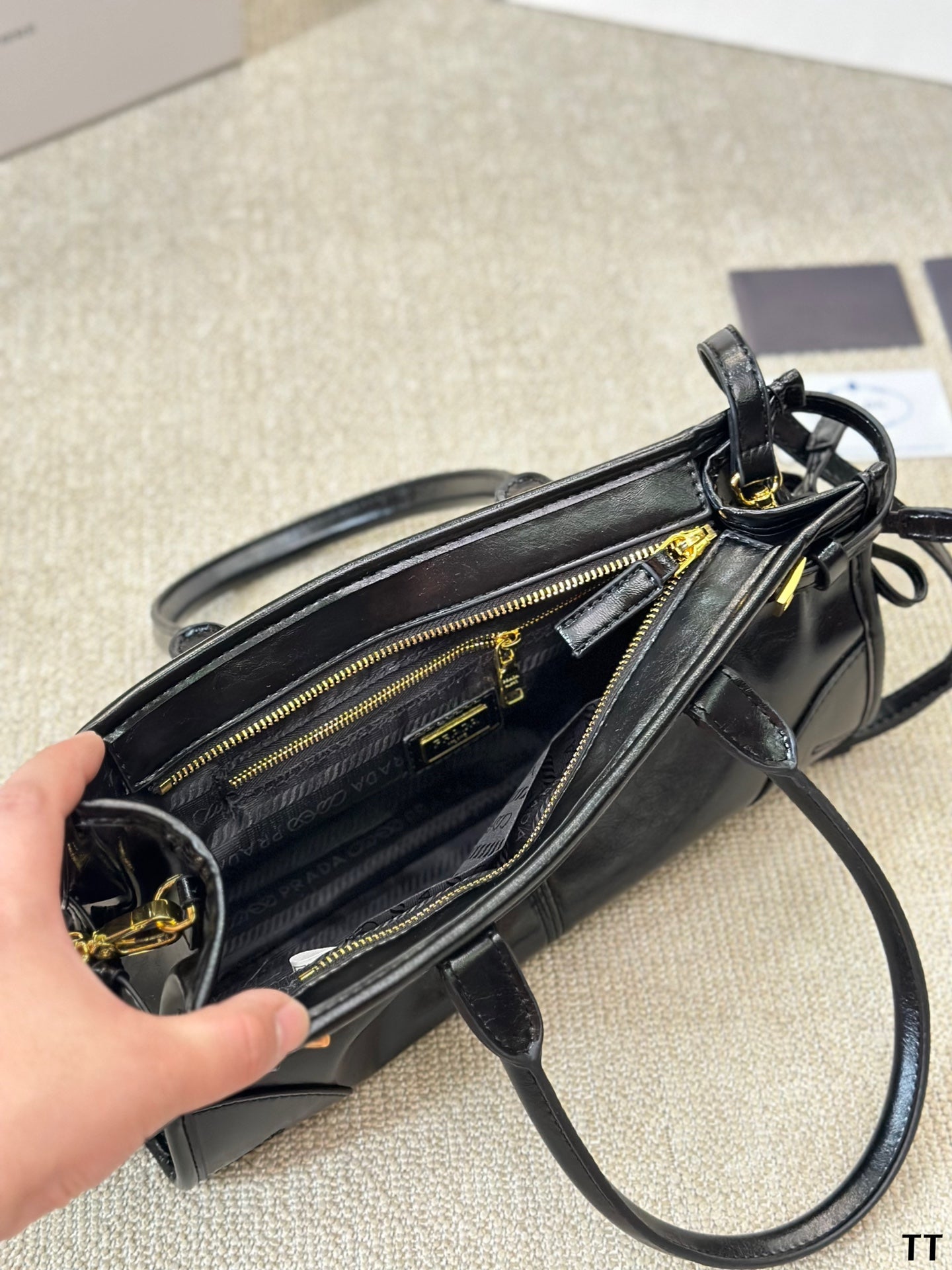 PRADA-701