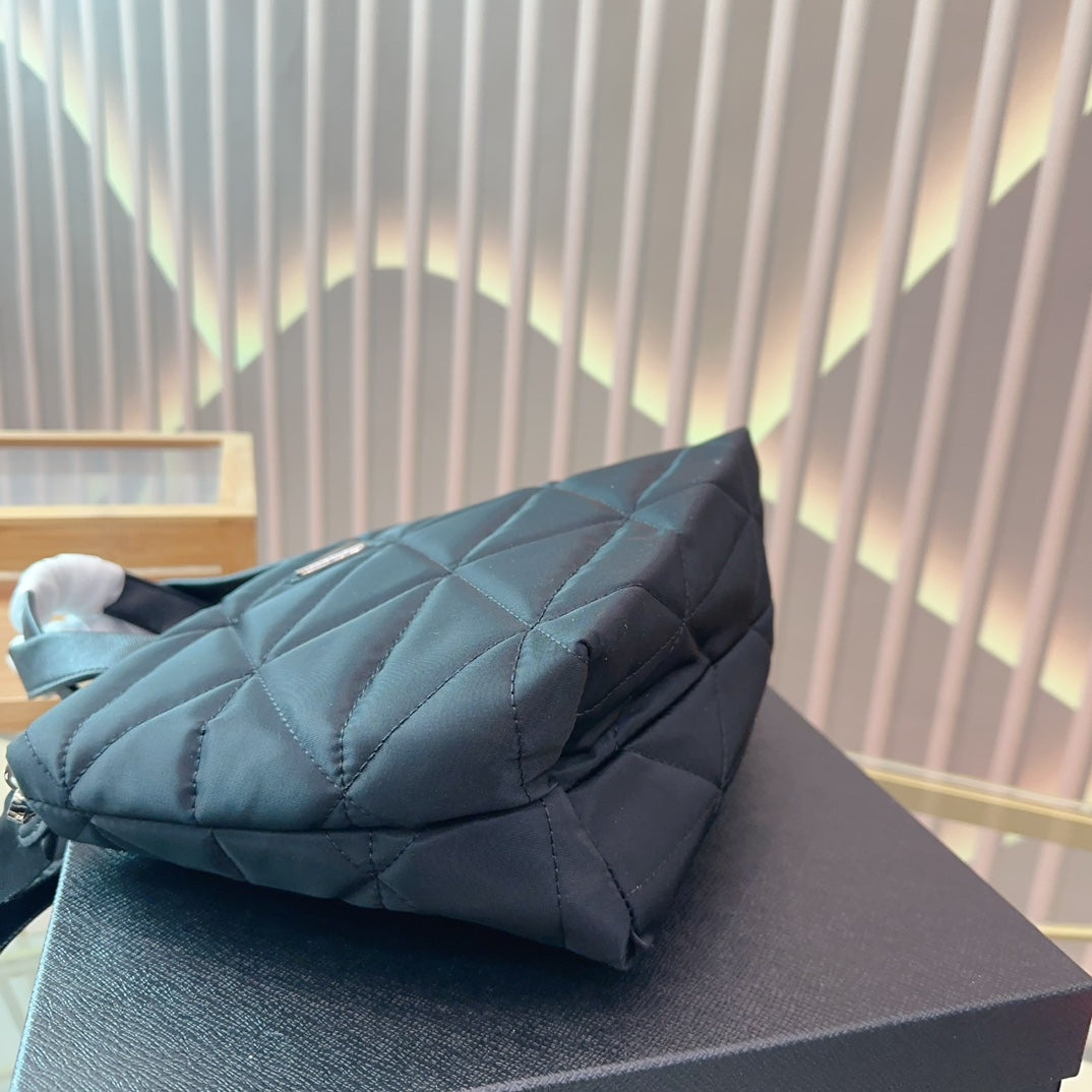 PRADA-580