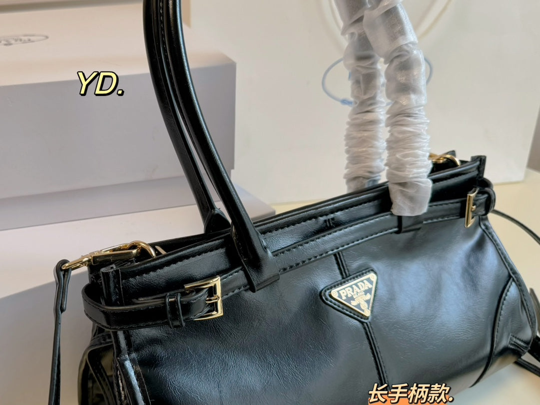 PRADA-702