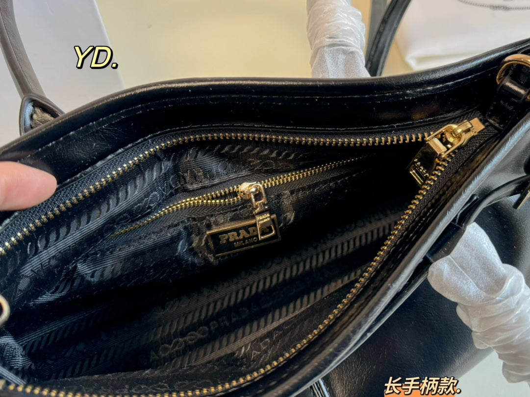 PRADA-702