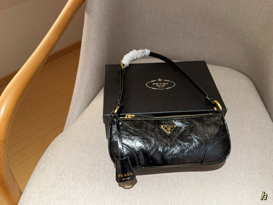 PRADA-558