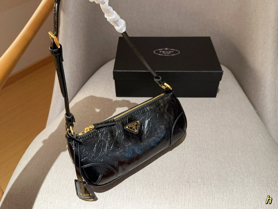 PRADA-558