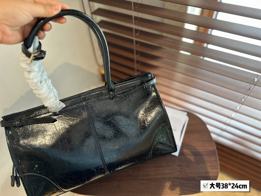 PRADA-692