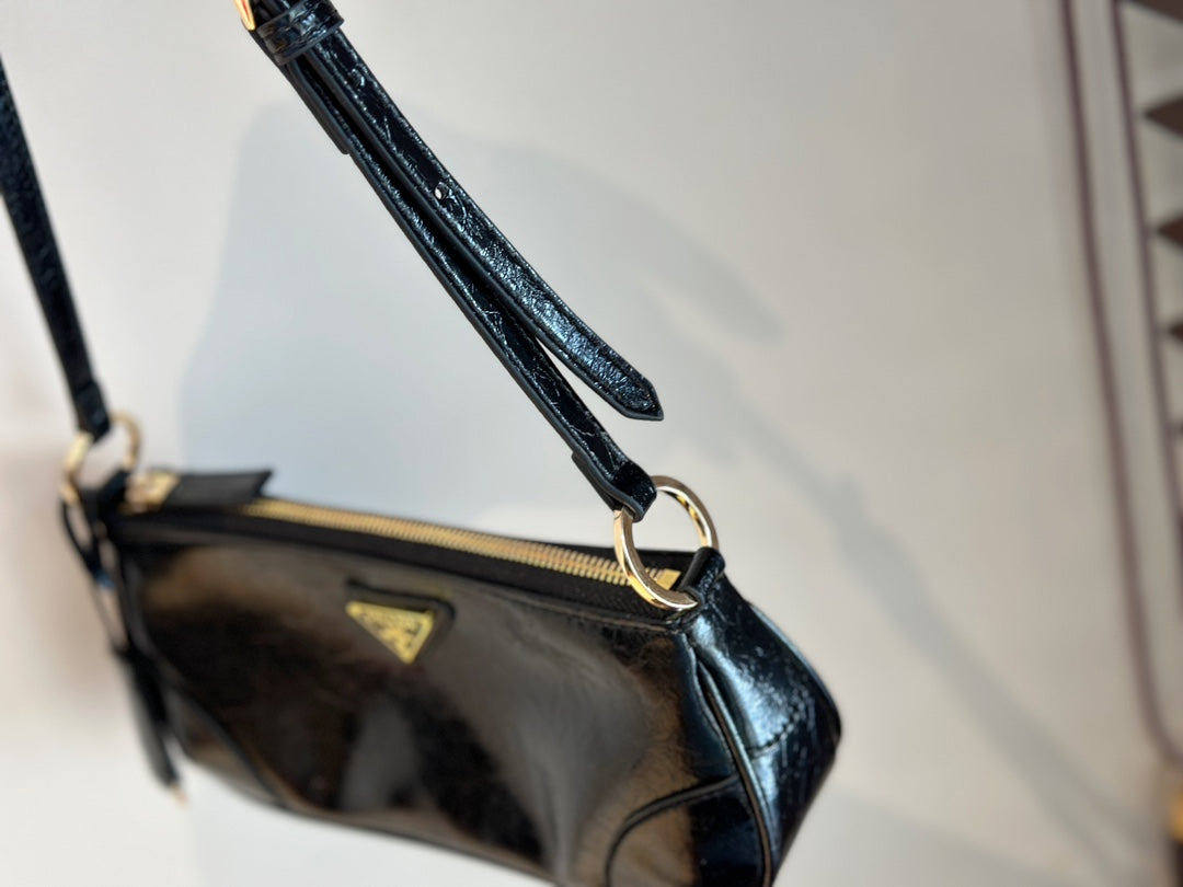 PRADA-559