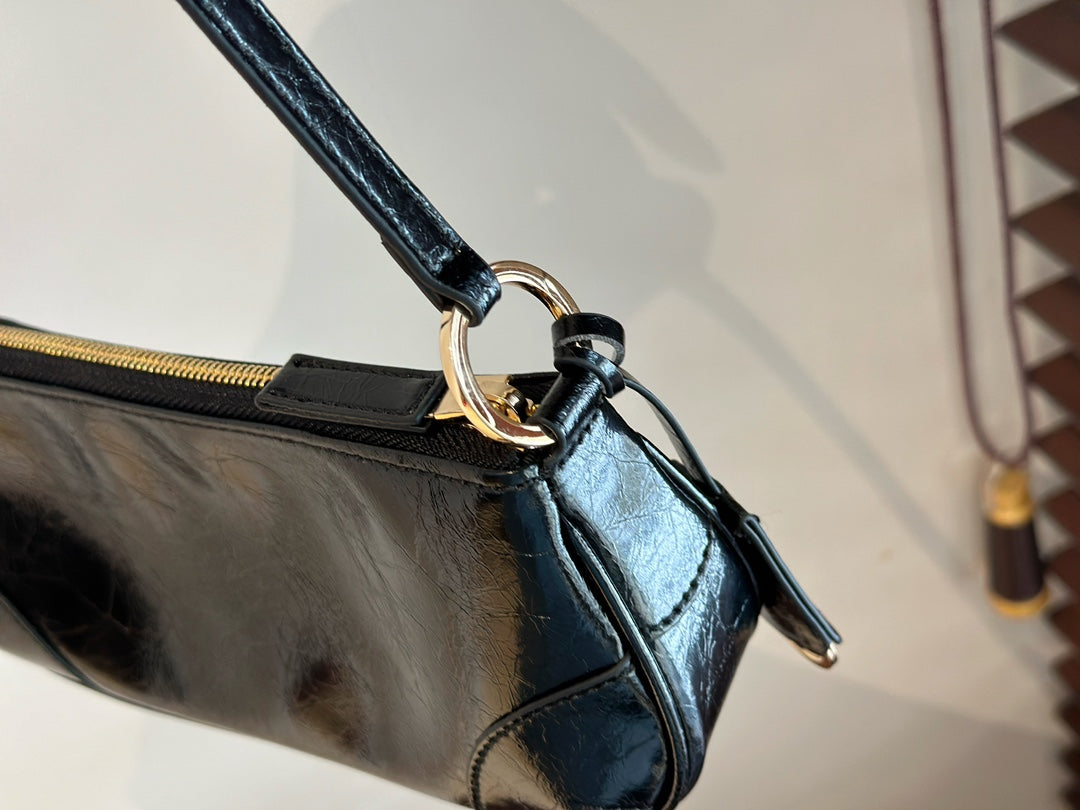 PRADA-559