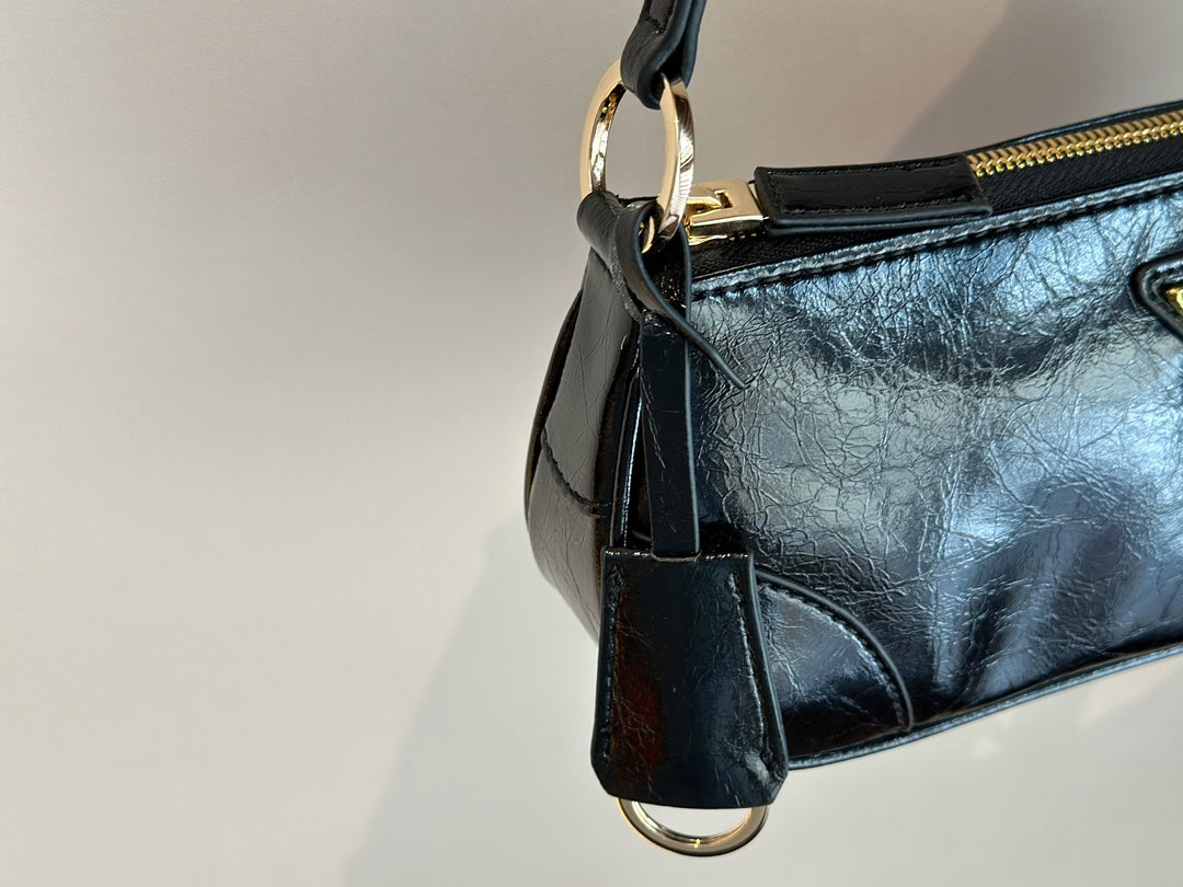 PRADA-559