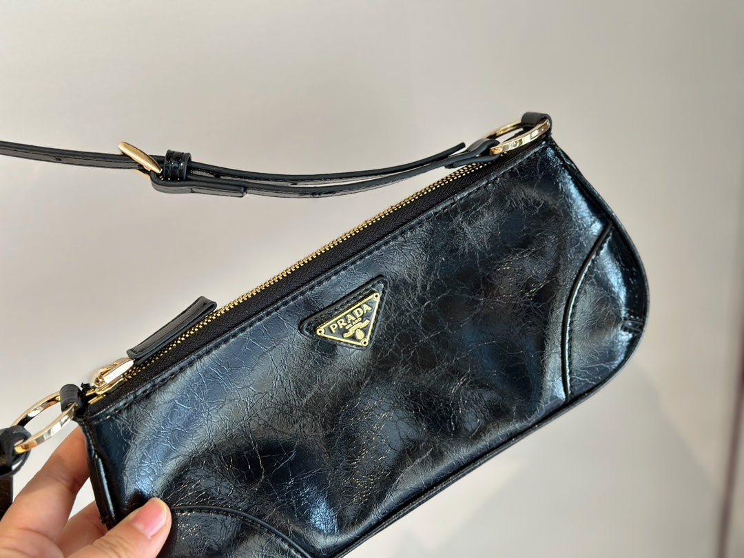 PRADA-559