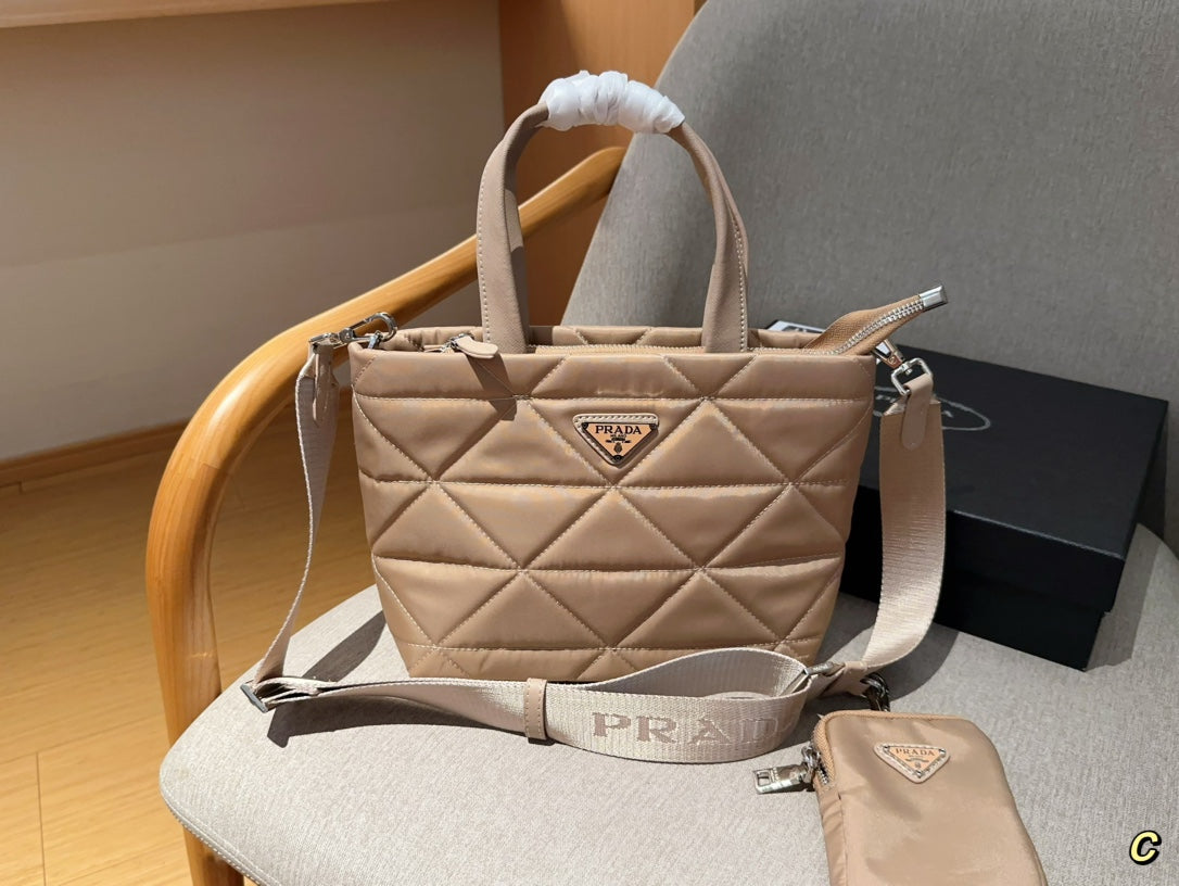 PRADA-590