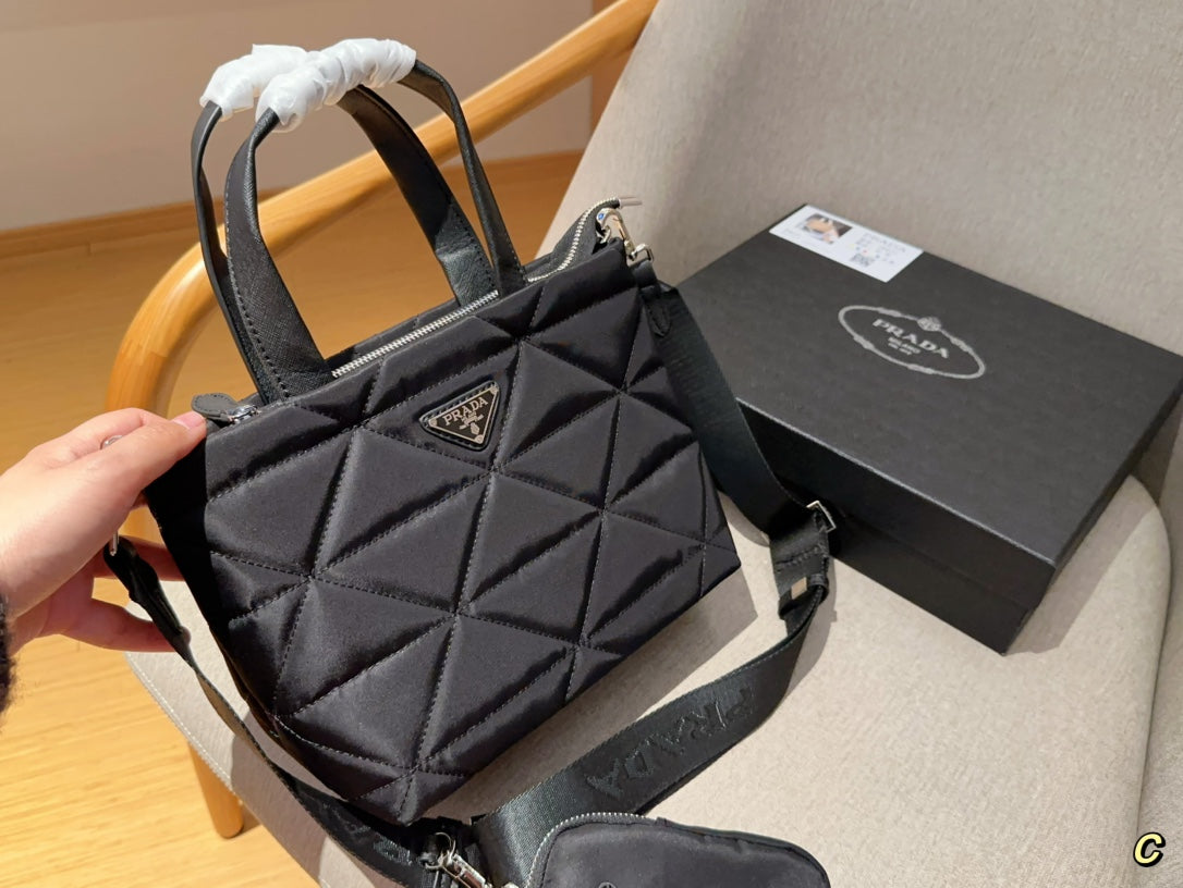 PRADA-590