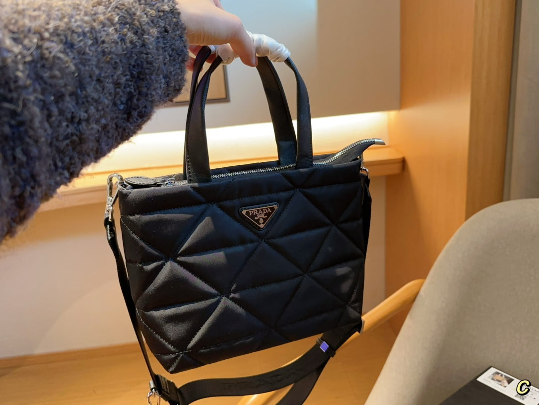 PRADA-590