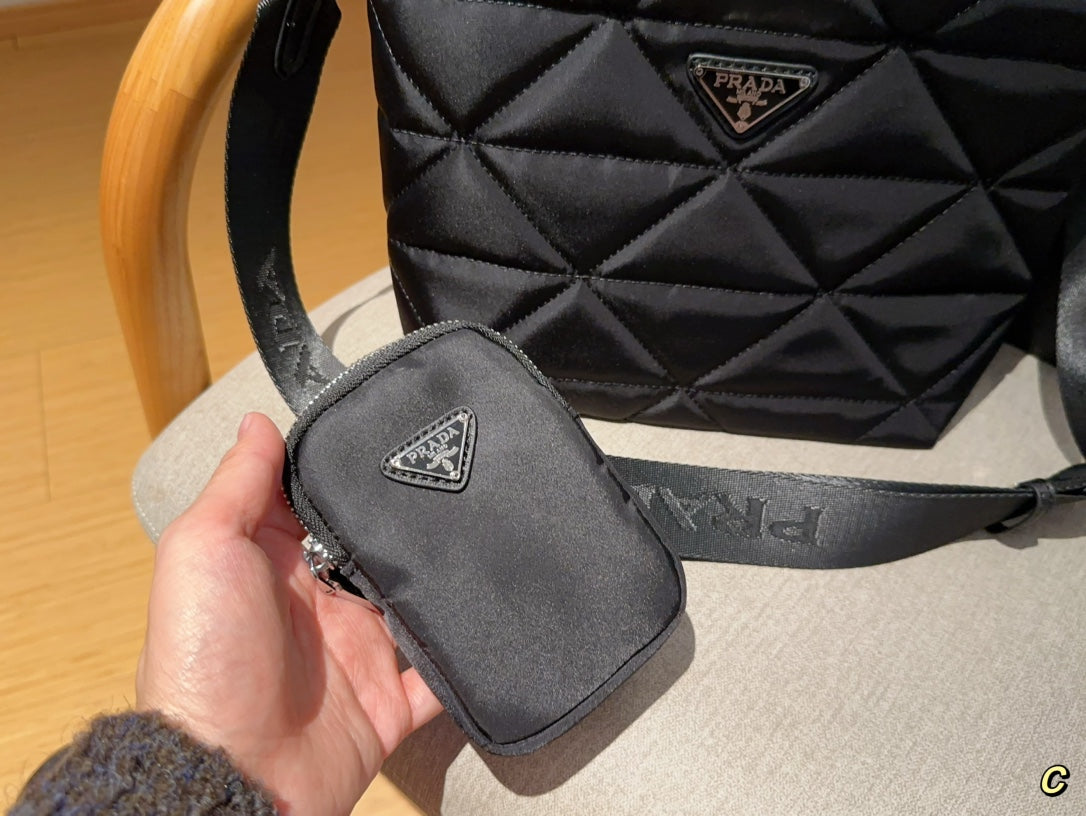 PRADA-590