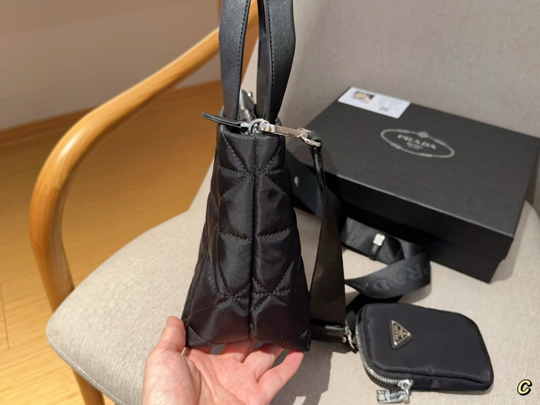 PRADA-590