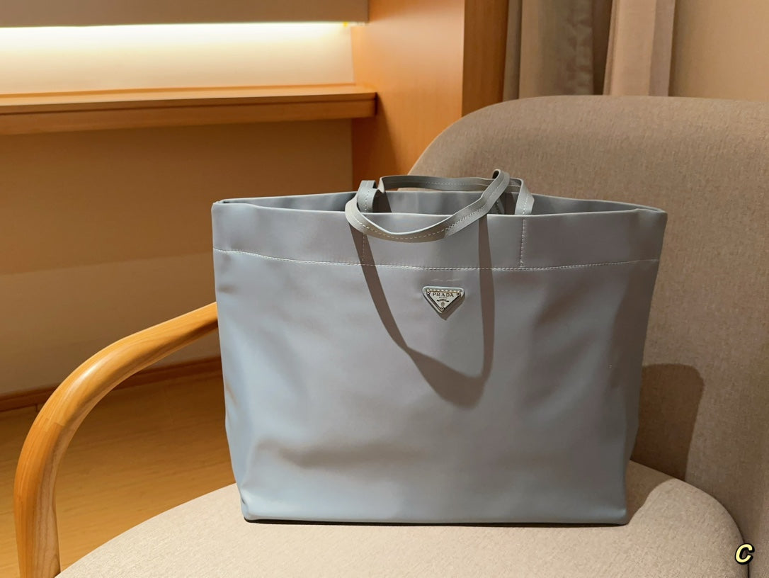 PRADA-542