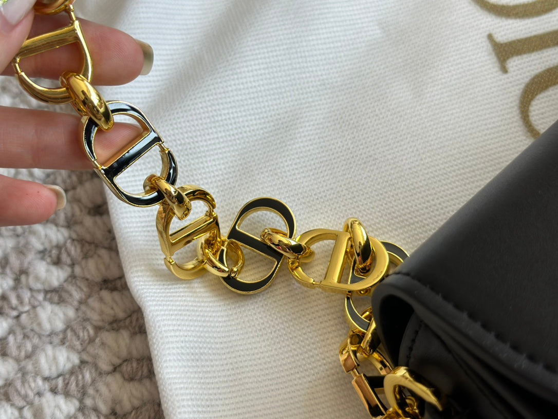 DIOR-688