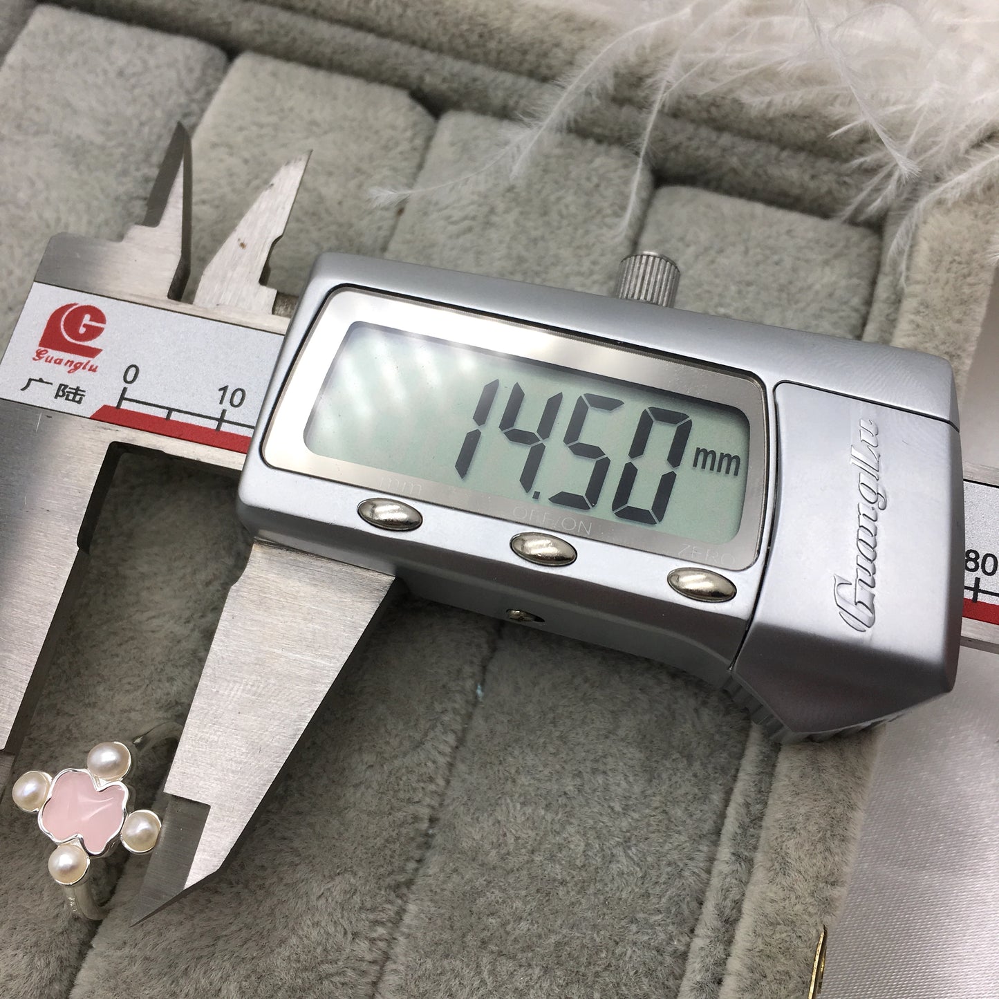 815435540