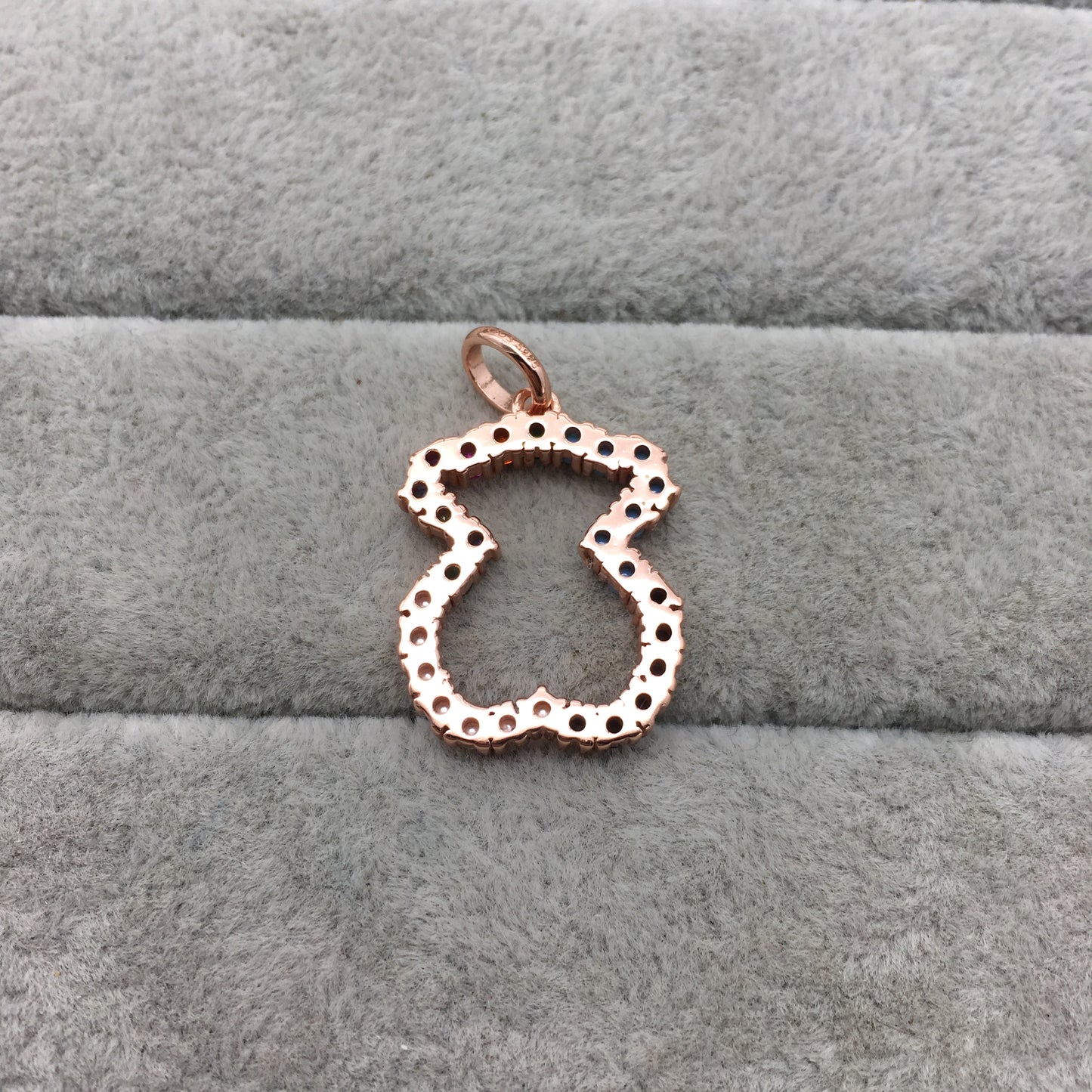 912724520