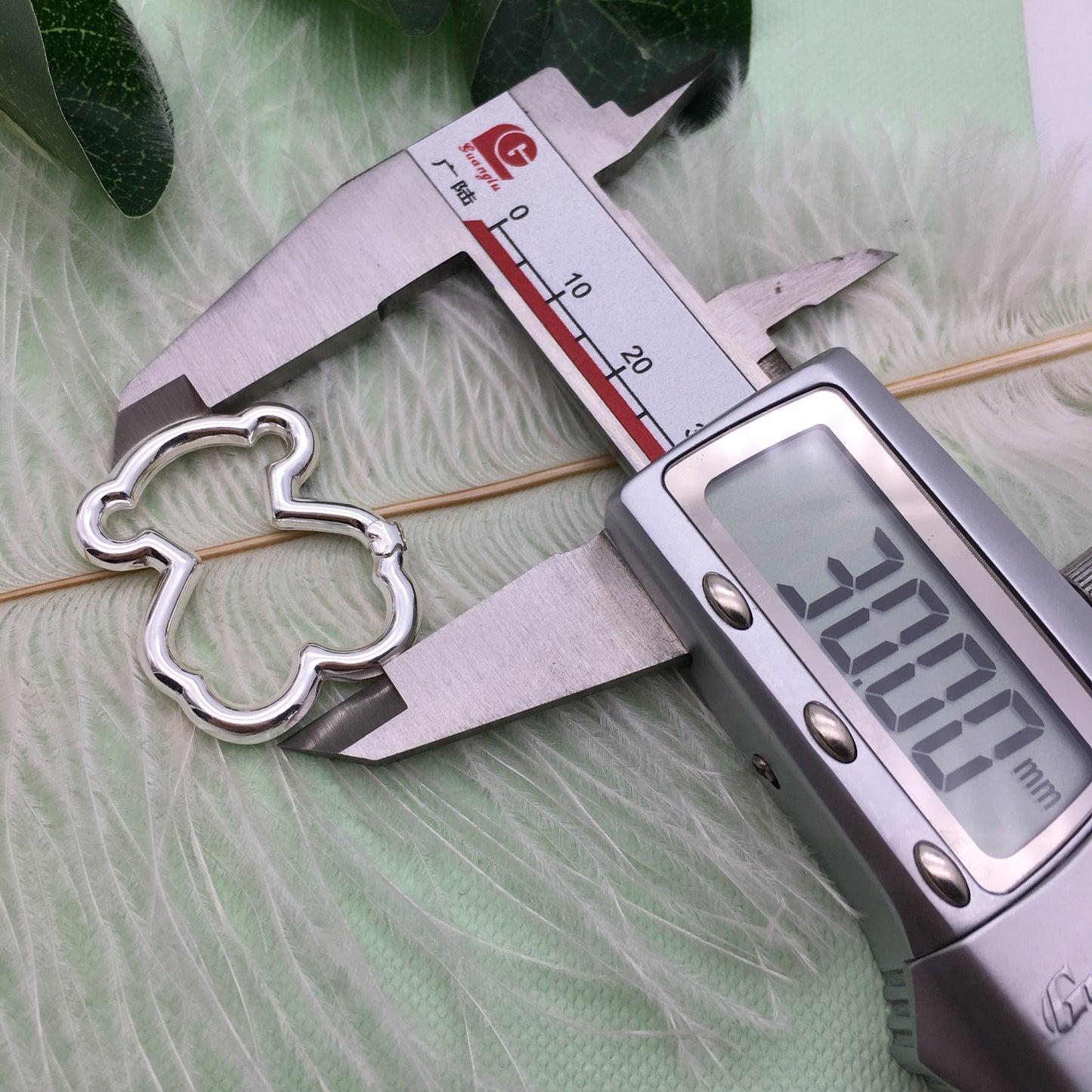 012346560-3CM