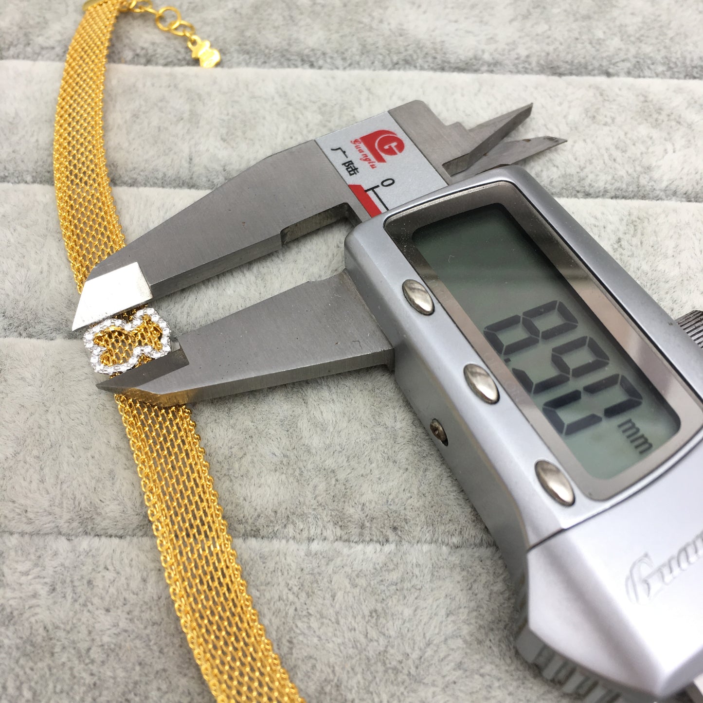 613101120