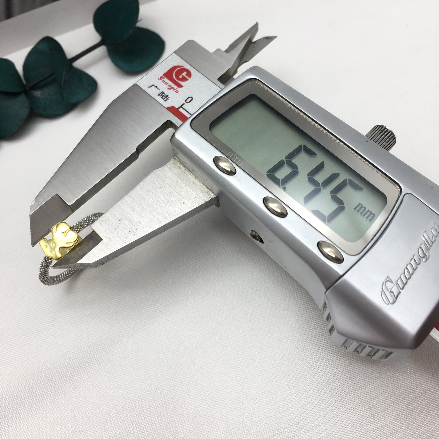 215915000