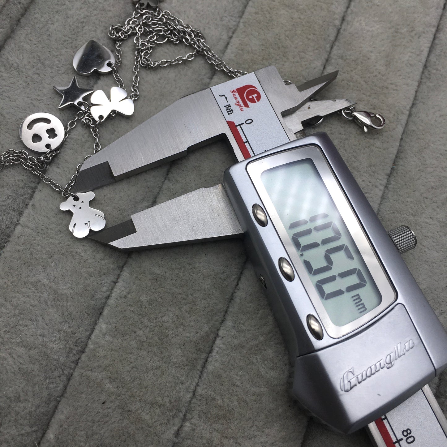 413332500
