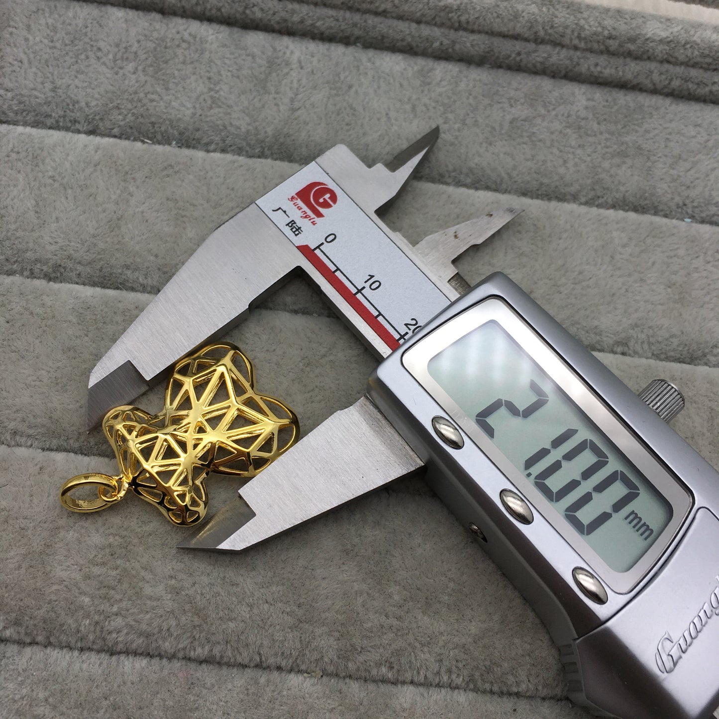 018094680-24.CM
