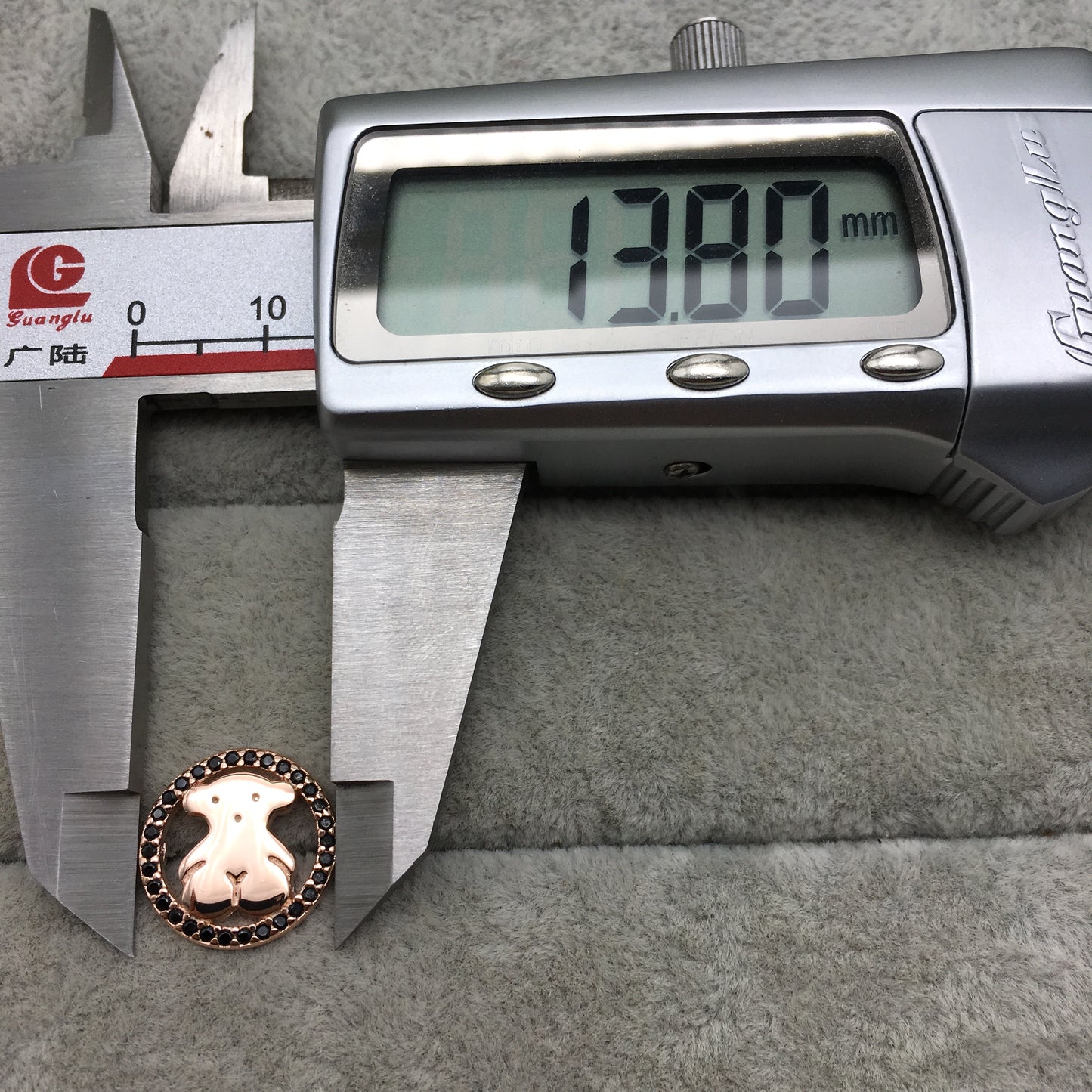 712165630