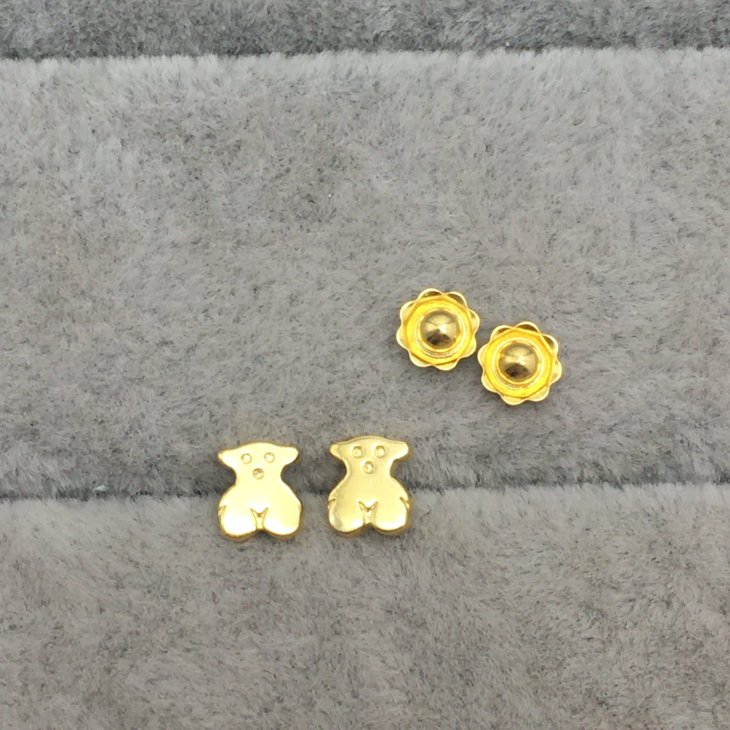 615260370