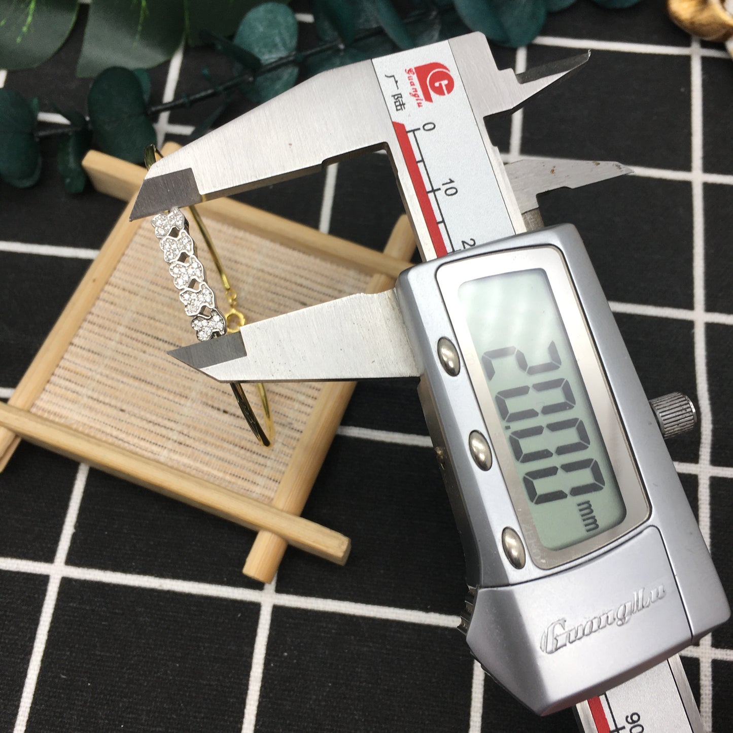 TOSL1009