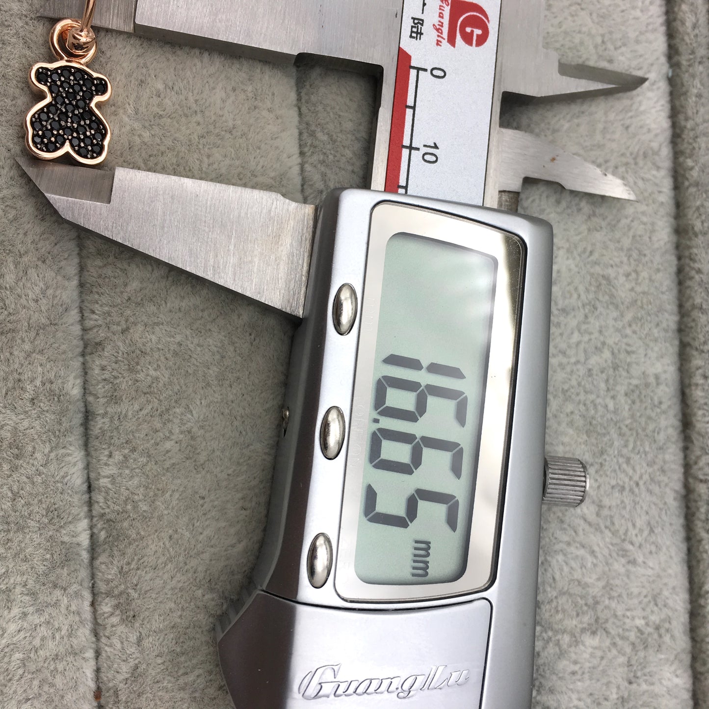 512793500