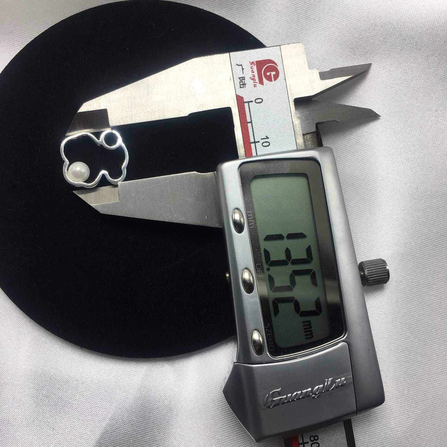 713563500
