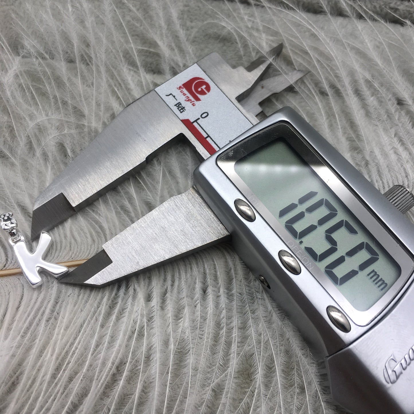 TOZM008