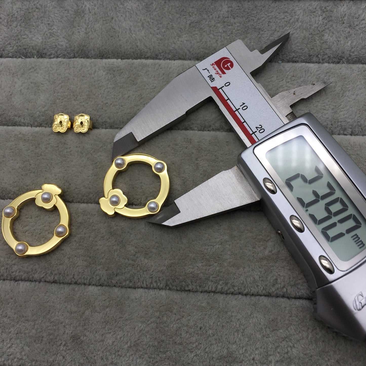 812403000-2.58CM