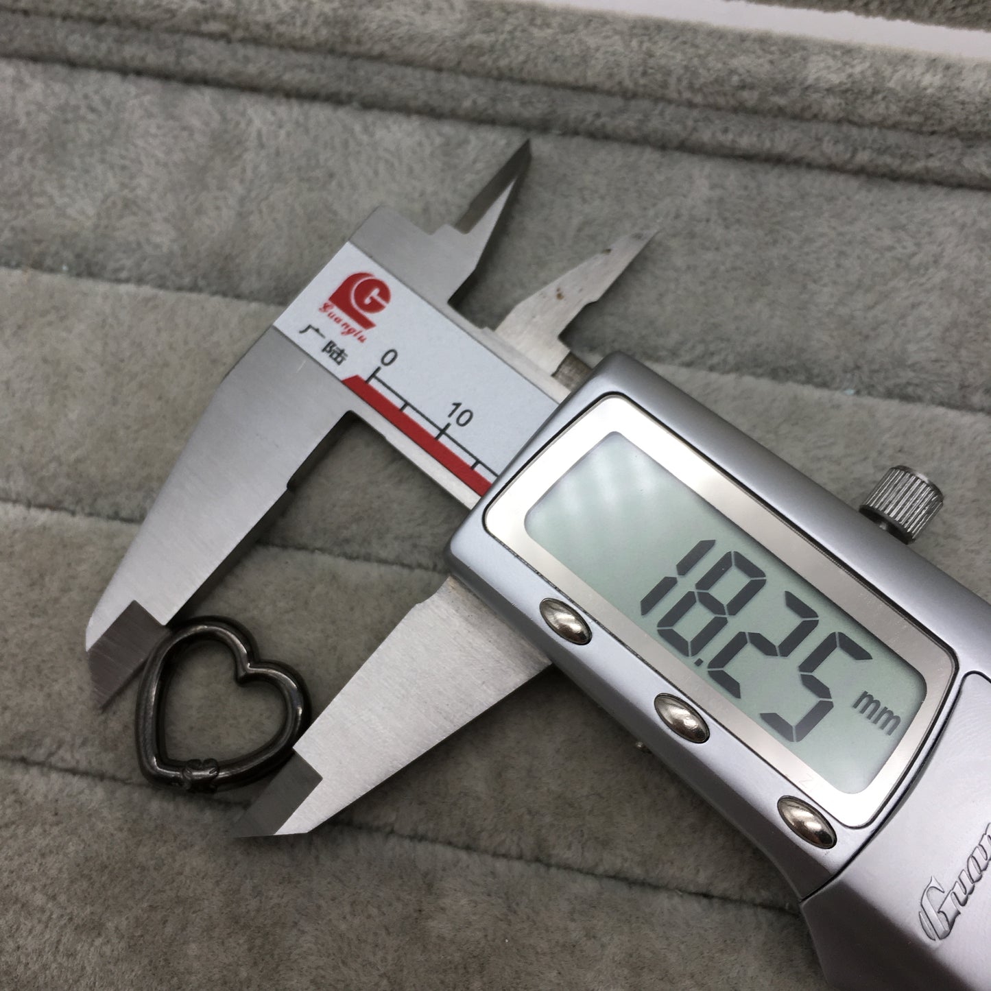 012346530-3